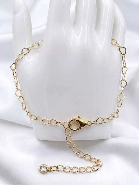Jewelry - Women’s 14k gold plated heart 6.5 inch bracelet with 2 inch extender